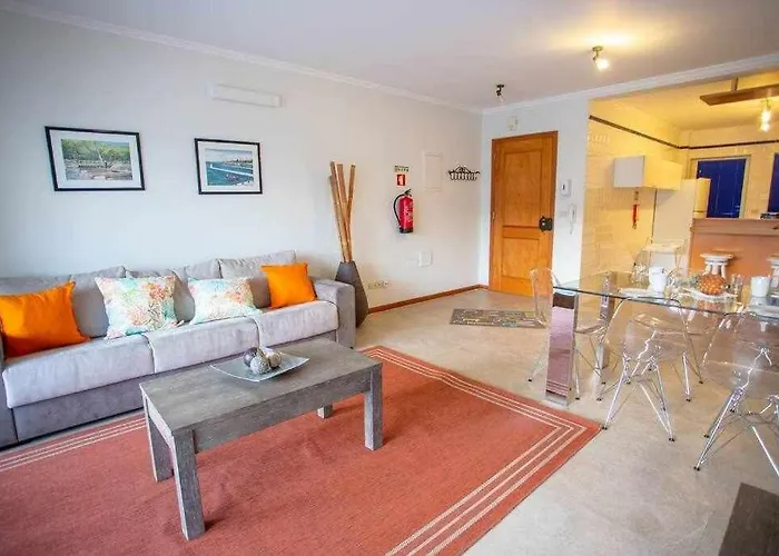 Marina De Franca Do Campo